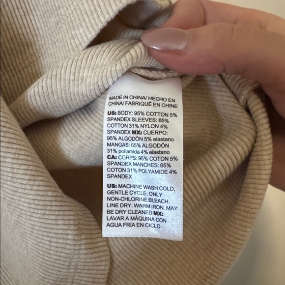 Chico’s Blouse - Picture 4 of 7